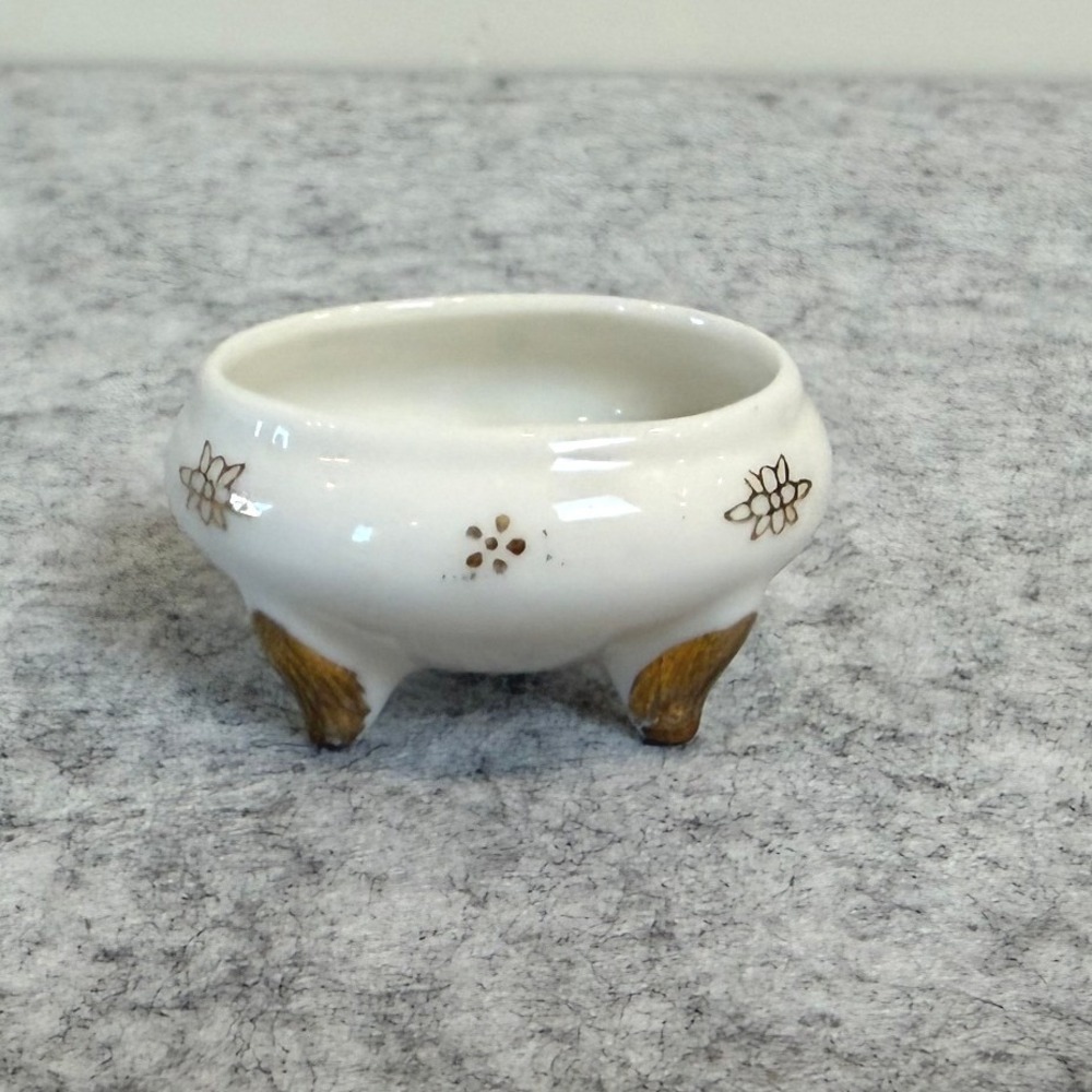 Vintage Miniature Oval Porcelain Trinket Bowl - Made in Japan